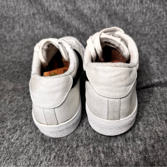 A.P.C. X Nike All Court White / Black Thom
Yorke Radiohead‎ 744285-100 Men's 12 - Picture 2 of 11